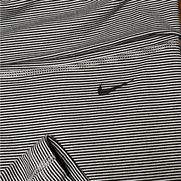 Leggings - Picture 2 of 5